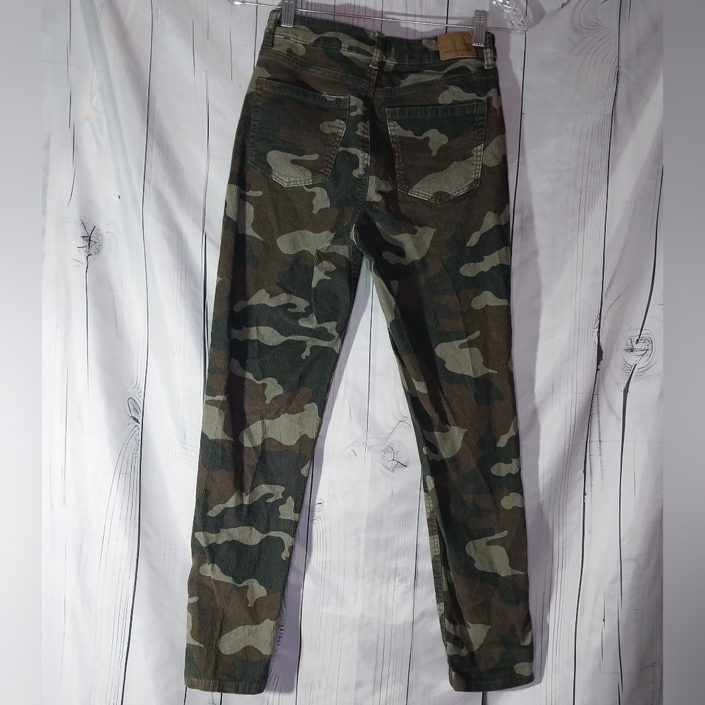 AMERICAN EAGLE Camouflage Super Stretch Corduroy Retro Edgy Festival Pants - Picture 2 of 15